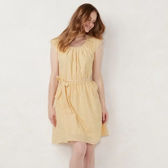 open lace back dress Amazon.com: Dress the Population Women's Sharon Sequin, Maxi, Mermaid,  V-Neck Gown, Black/Nude, XX-Small : Clothing, Shoes & Jewelry